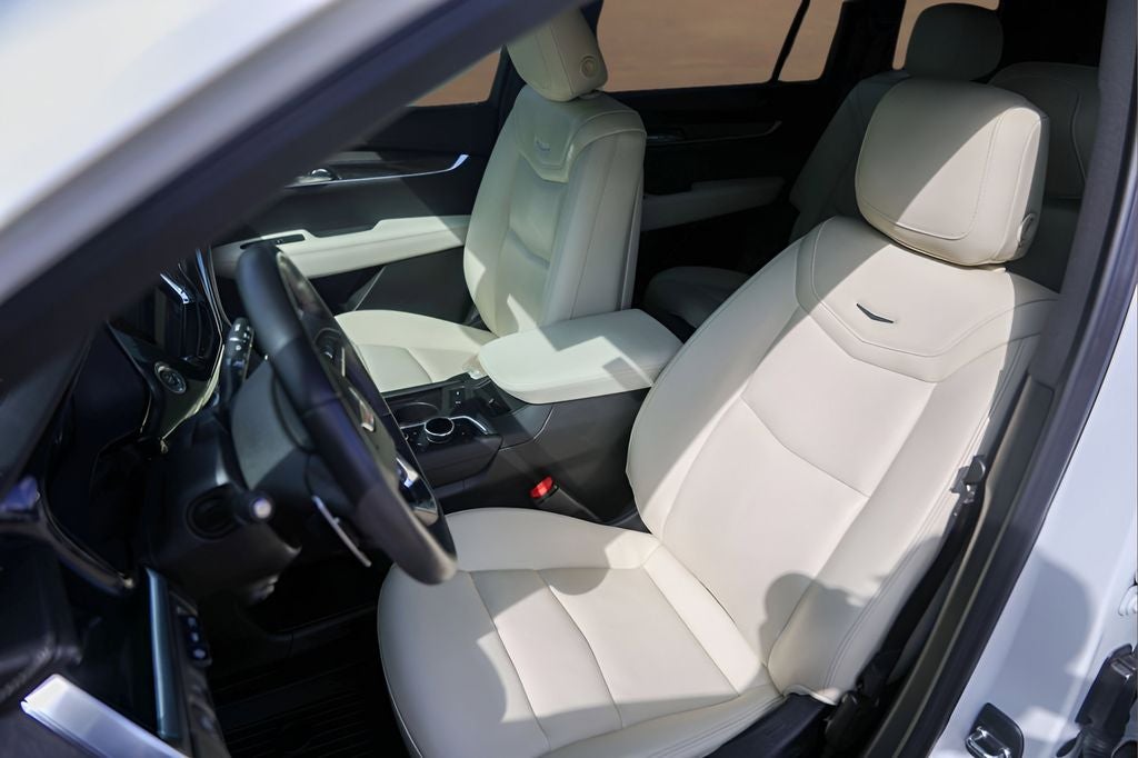 2023 Cadillac XT6 Sport