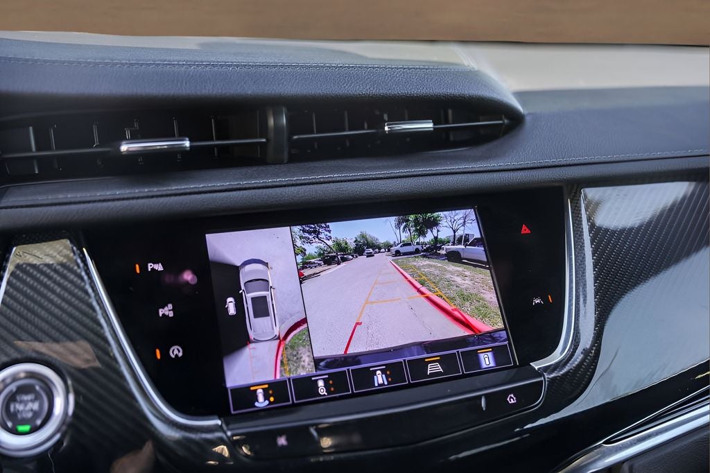 2023 Cadillac XT6 Sport