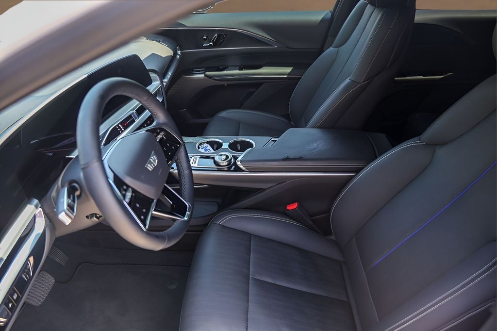 2024 Cadillac LYRIQ Luxury