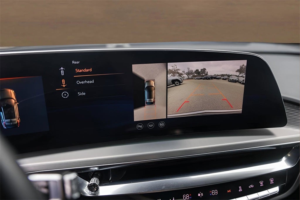 2024 Cadillac LYRIQ Luxury