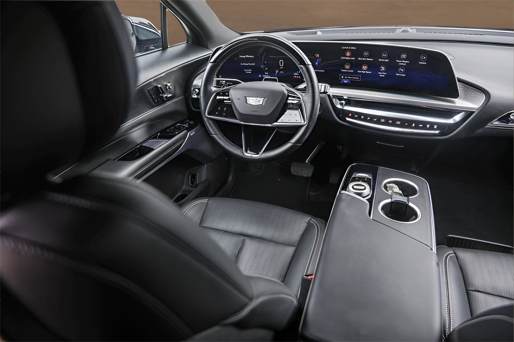 2024 Cadillac LYRIQ Luxury