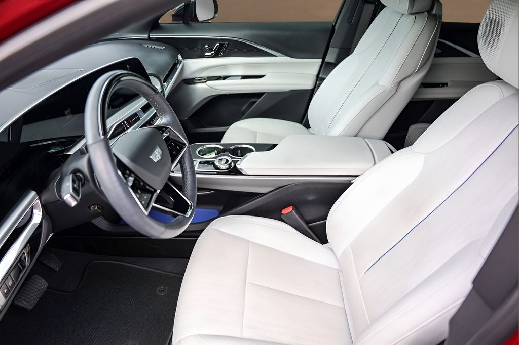 2024 Cadillac LYRIQ Luxury