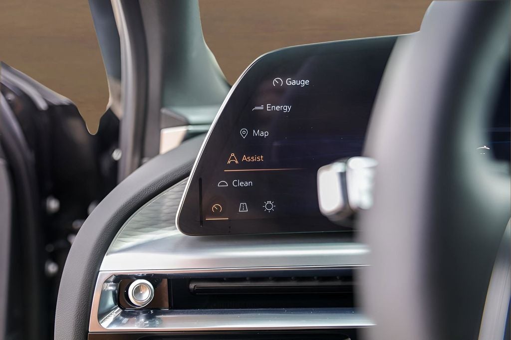 2025 Cadillac LYRIQ Luxury