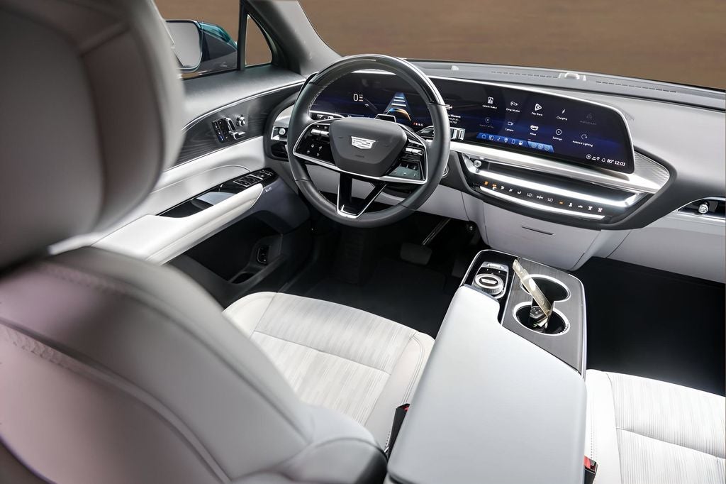 2025 Cadillac LYRIQ Luxury