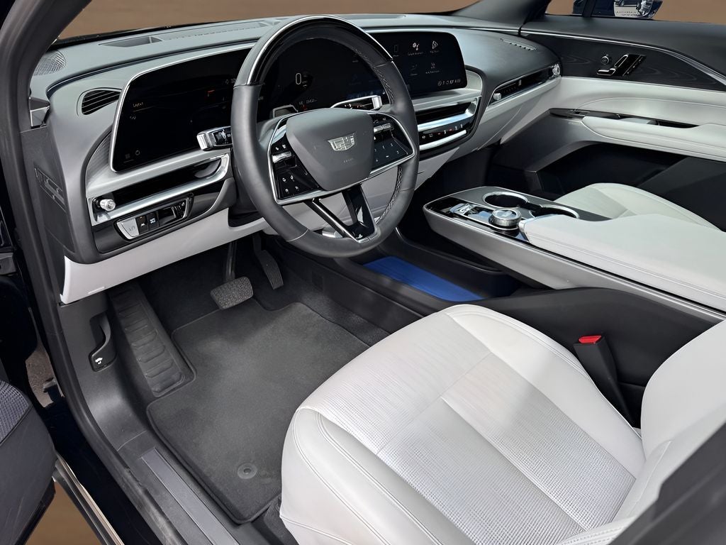 2024 Cadillac LYRIQ Luxury