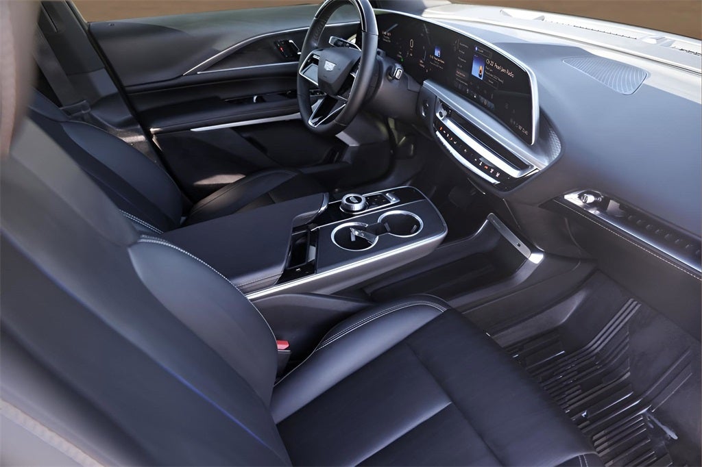 2024 Cadillac LYRIQ Luxury