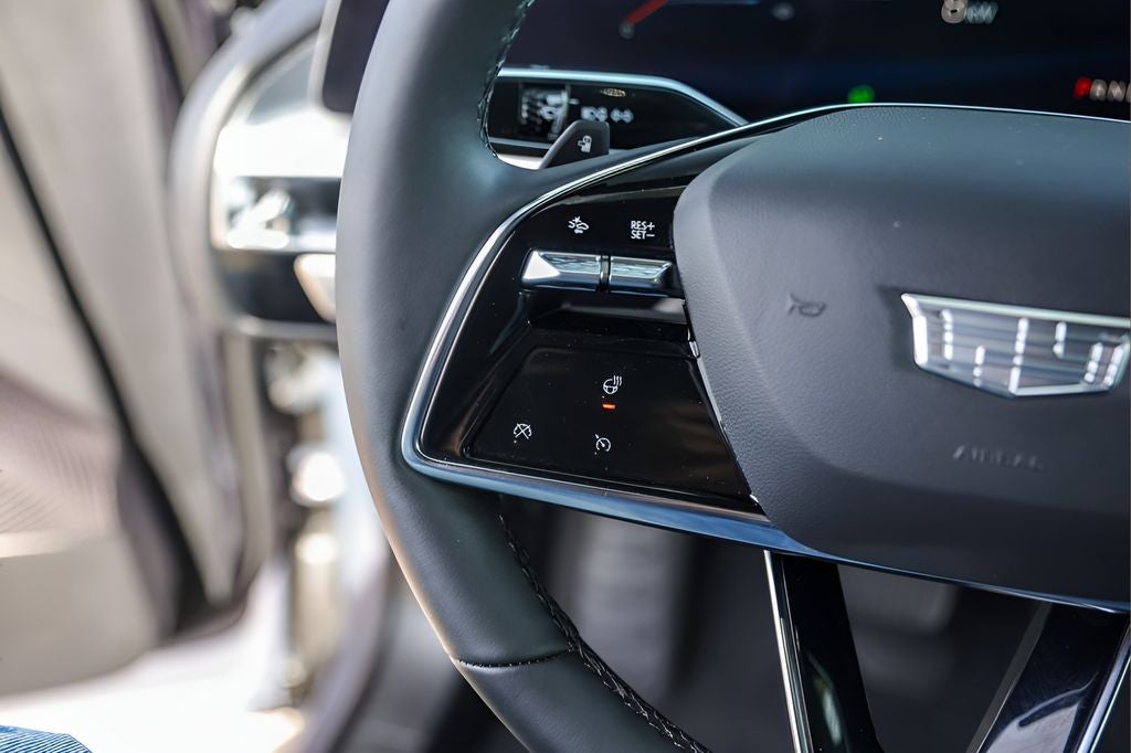 2024 Cadillac LYRIQ Sport