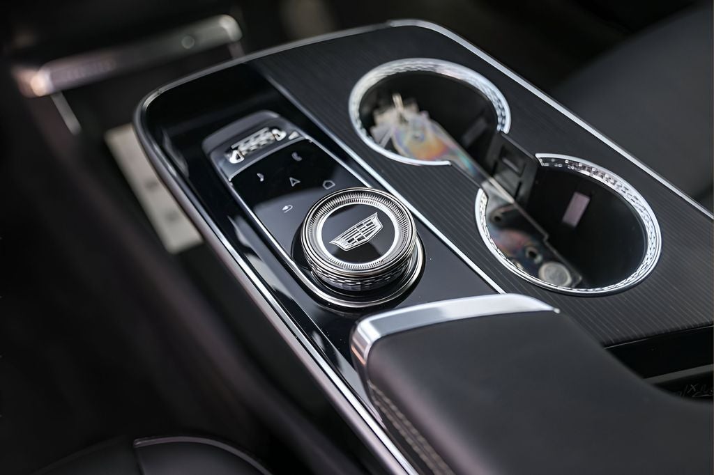 2024 Cadillac LYRIQ Sport