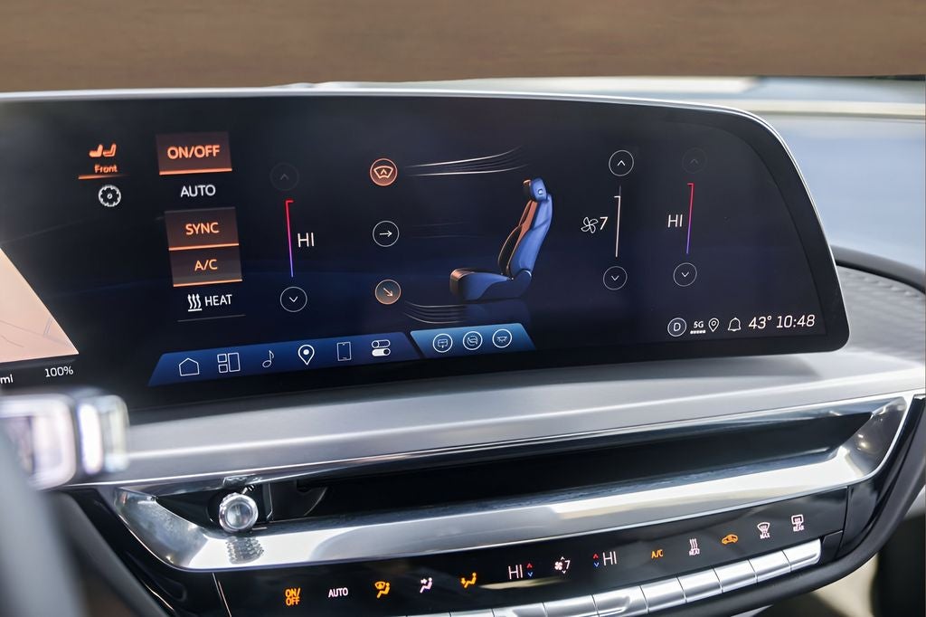 2024 Cadillac LYRIQ Sport