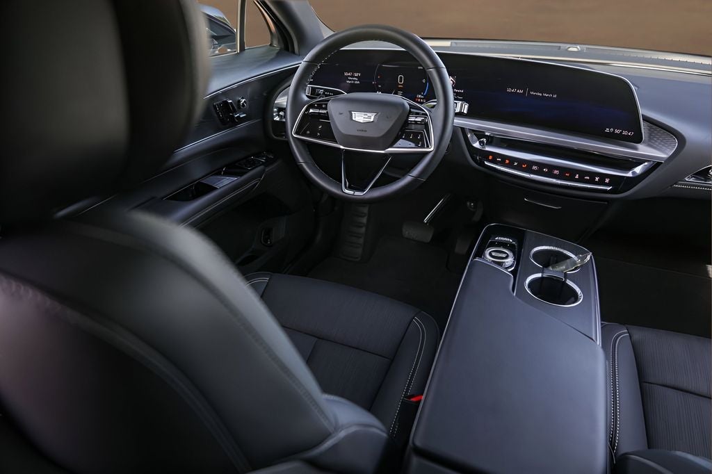 2024 Cadillac LYRIQ Sport