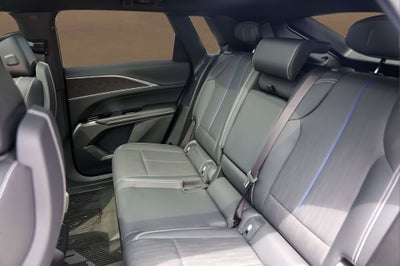 2024 Cadillac LYRIQ Sport