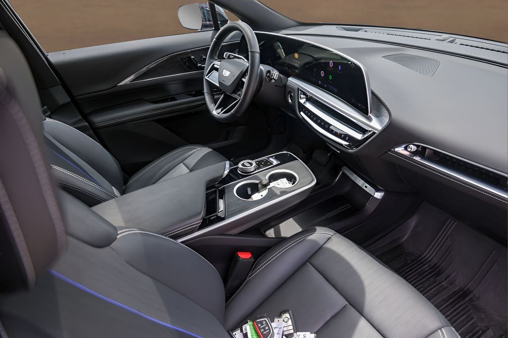 2024 Cadillac LYRIQ Sport