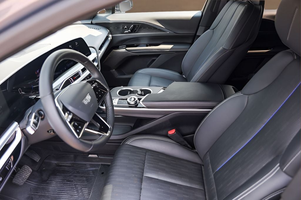 2024 Cadillac LYRIQ Sport
