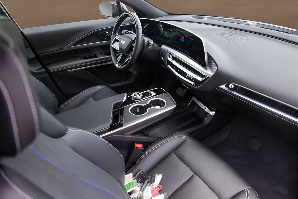 2025 Cadillac LYRIQ Luxury