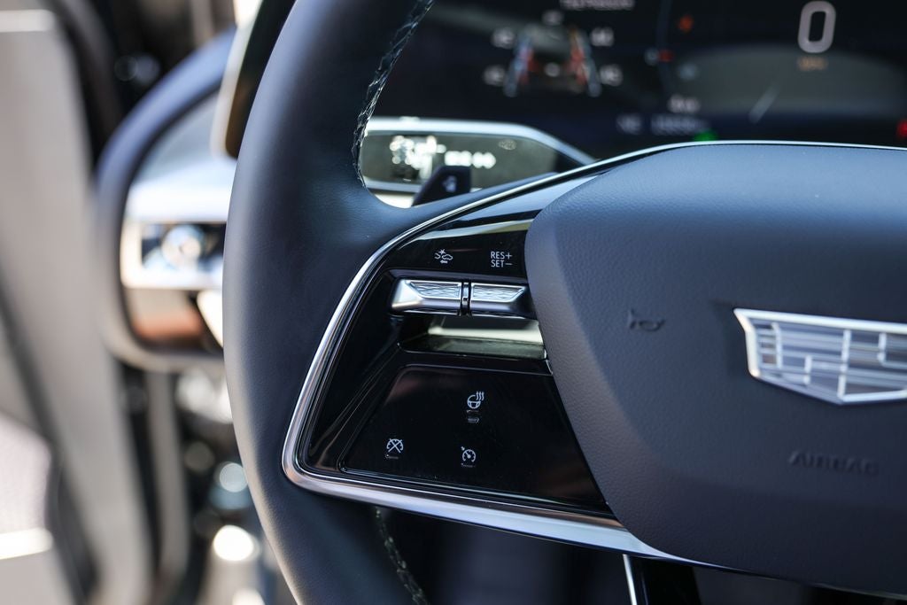 2024 Cadillac LYRIQ Sport