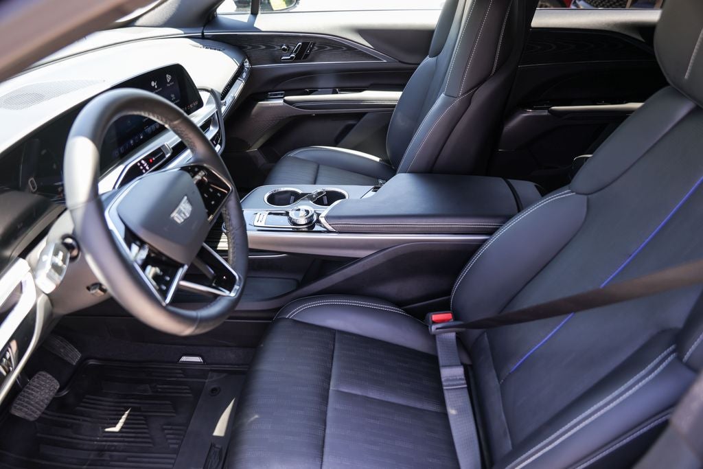 2024 Cadillac LYRIQ Sport