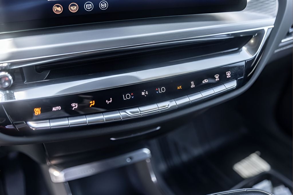 2025 Cadillac LYRIQ Luxury