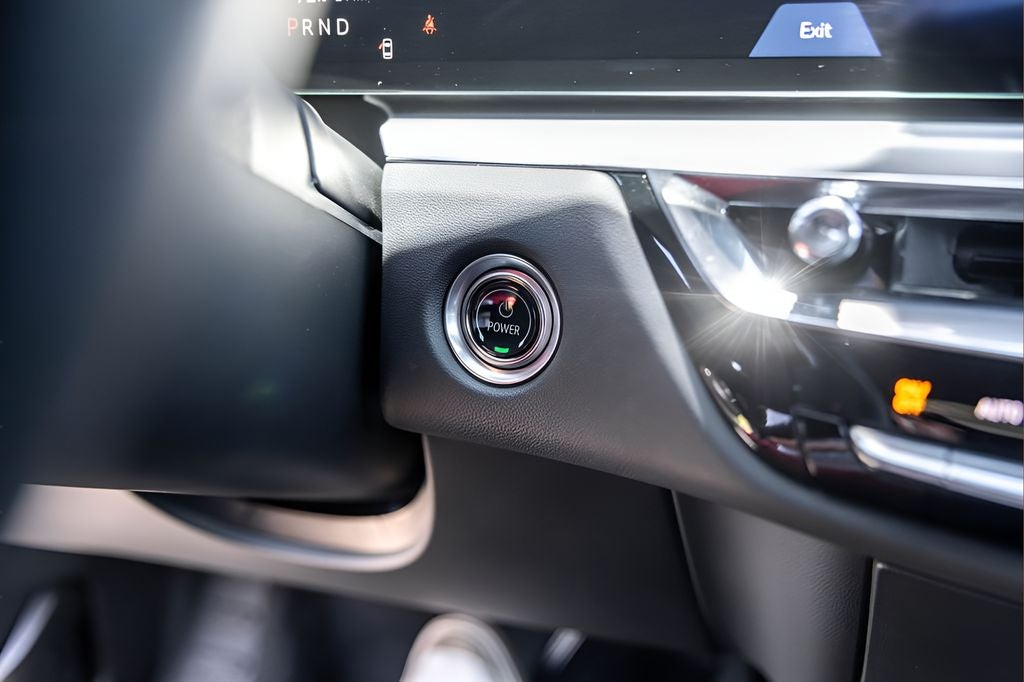 2025 Cadillac LYRIQ Luxury