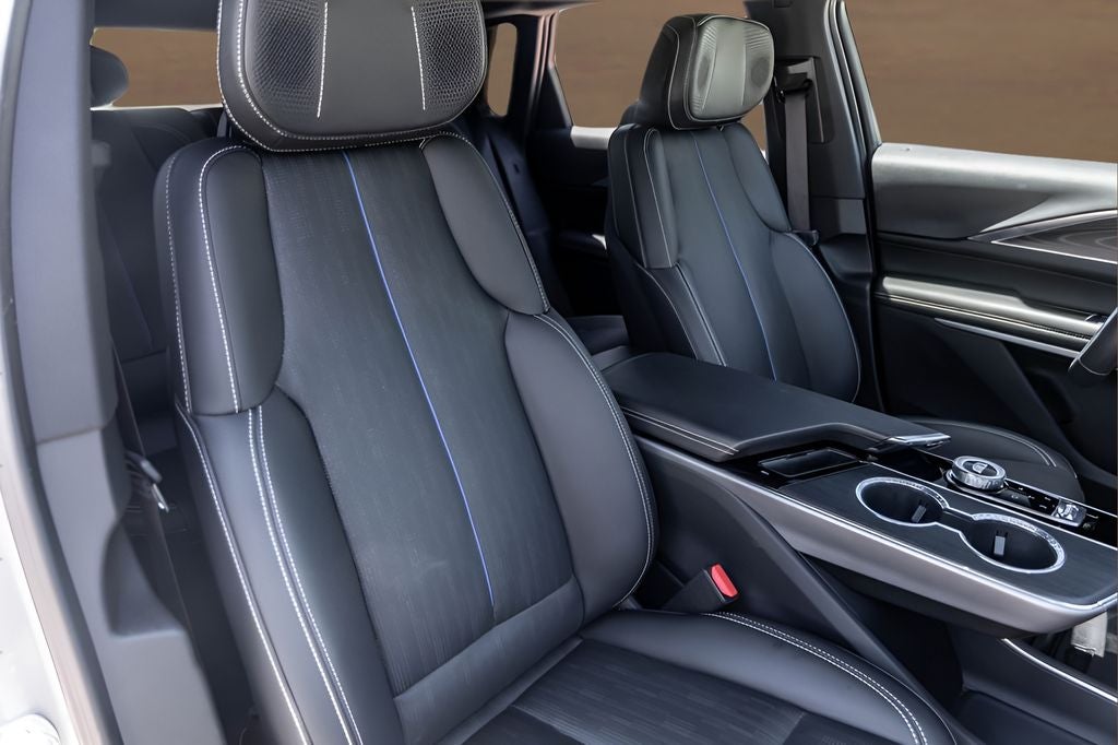 2025 Cadillac LYRIQ Luxury
