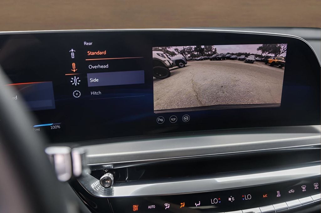 2024 Cadillac LYRIQ Sport