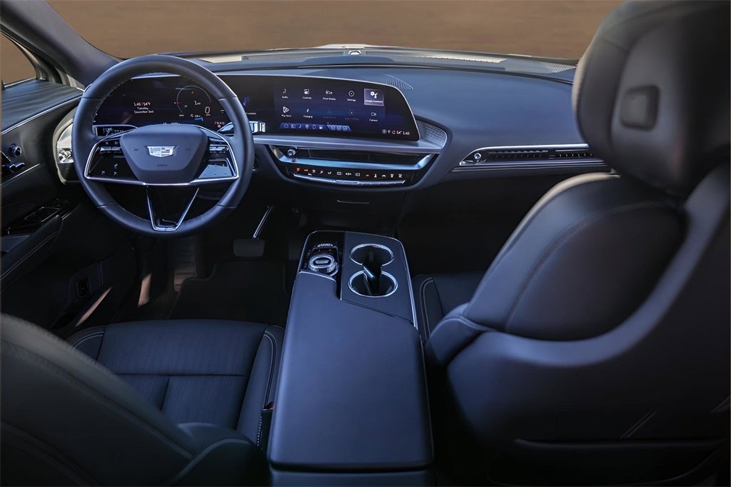 2025 Cadillac LYRIQ Sport