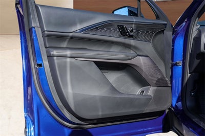 2025 Cadillac LYRIQ Sport