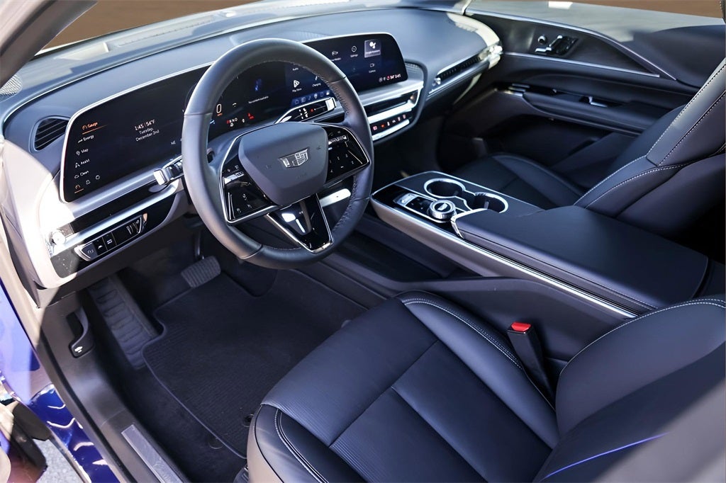 2025 Cadillac LYRIQ Sport