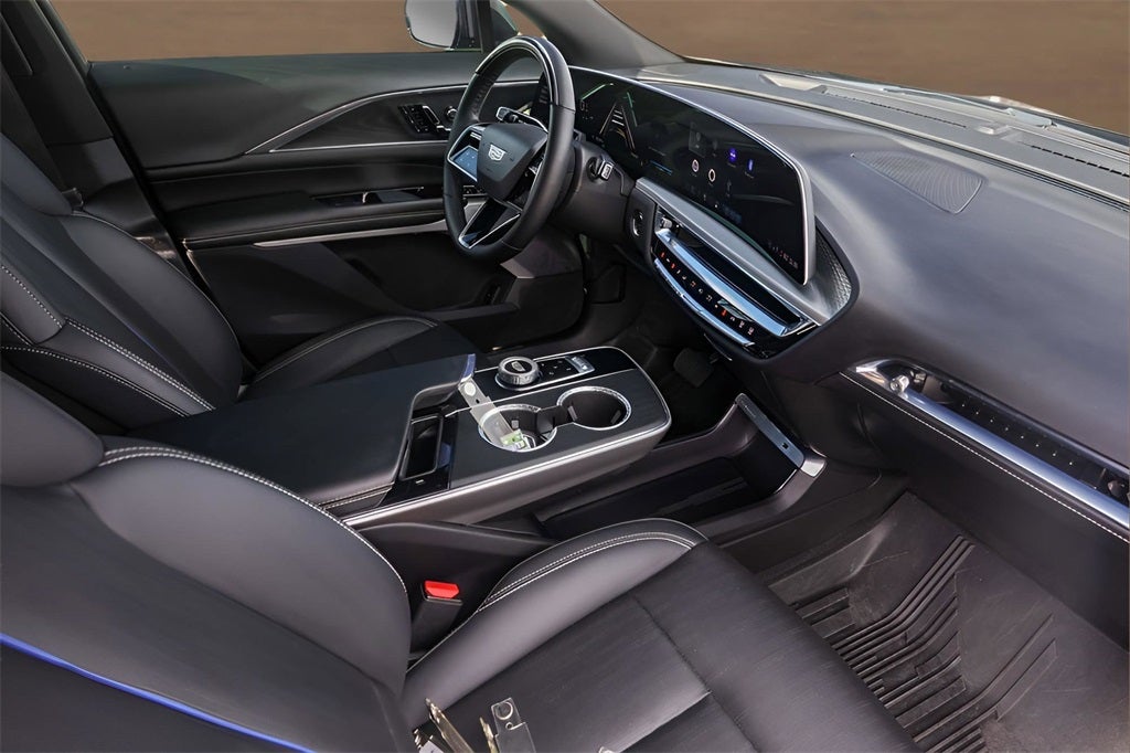 2024 Cadillac LYRIQ Sport