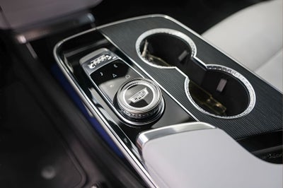 2025 Cadillac LYRIQ Sport