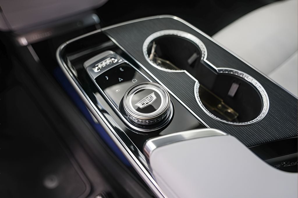 2025 Cadillac LYRIQ Sport