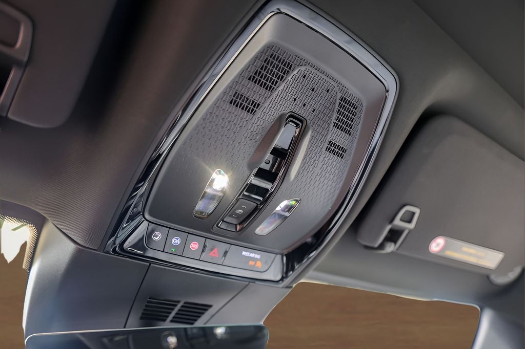 2025 Cadillac LYRIQ Sport