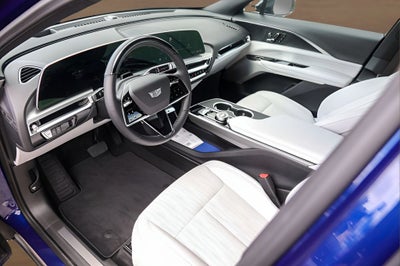 2025 Cadillac LYRIQ Sport