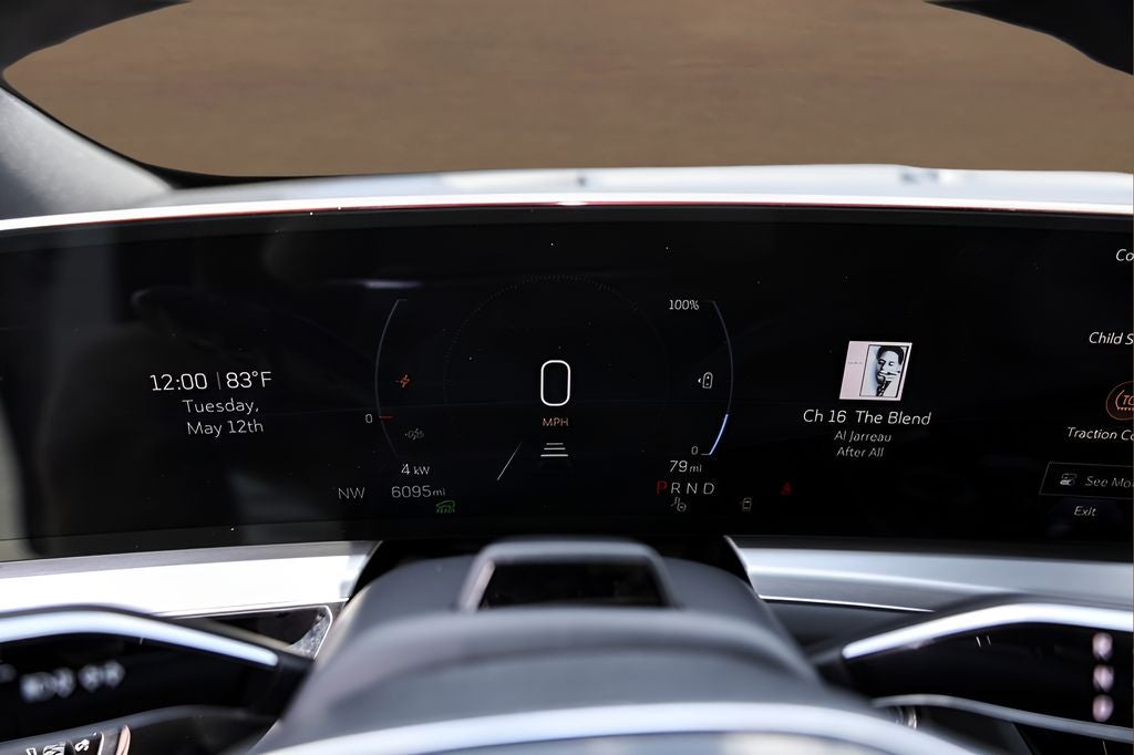 2025 Cadillac LYRIQ Sport