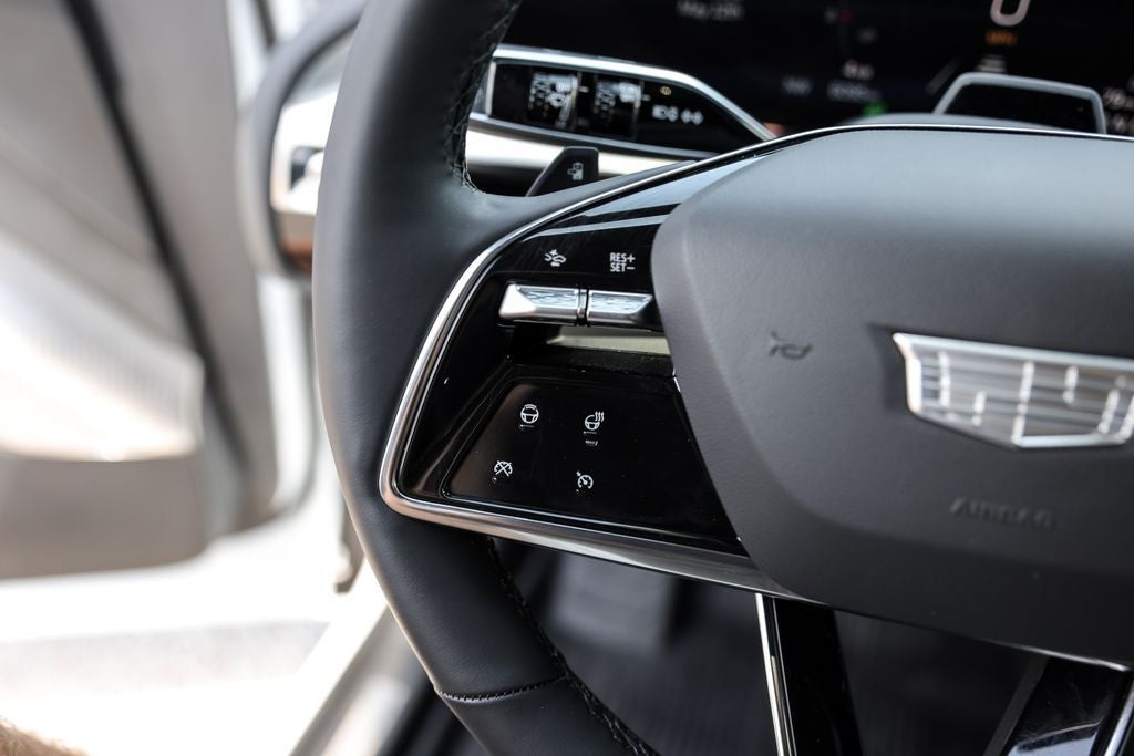 2025 Cadillac LYRIQ Sport