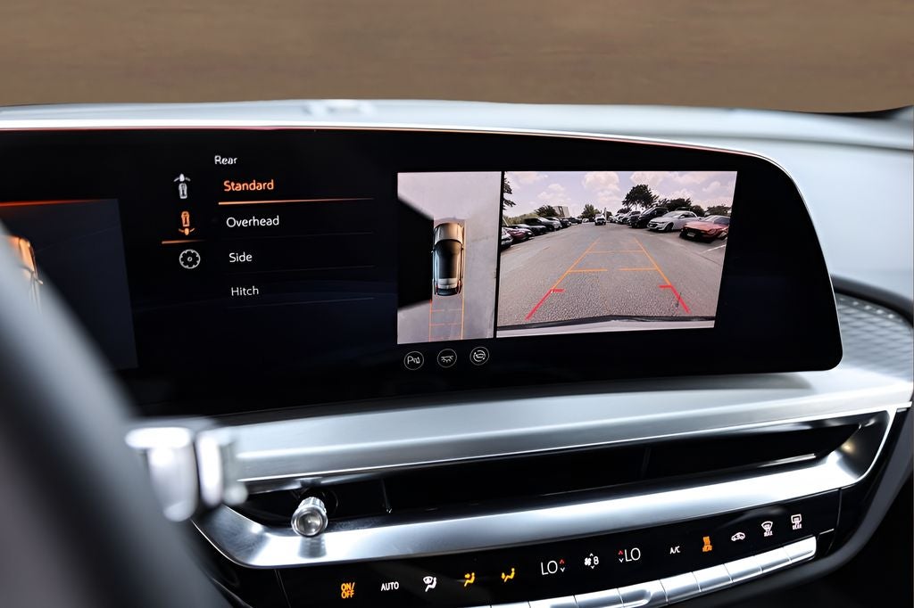 2025 Cadillac LYRIQ Sport