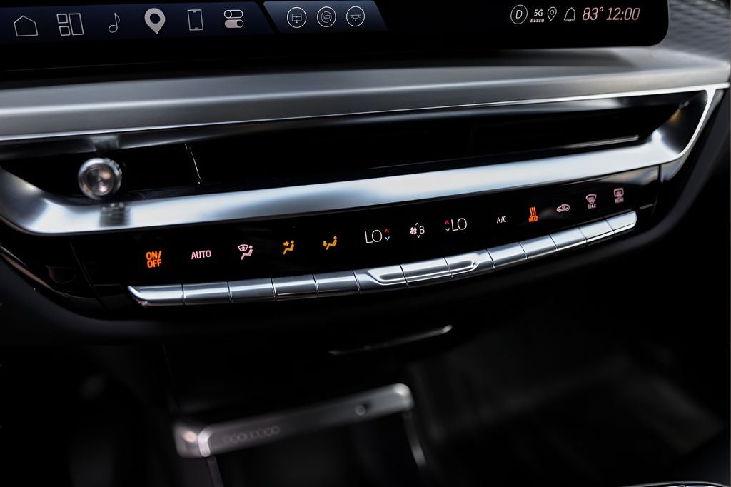2025 Cadillac LYRIQ Sport