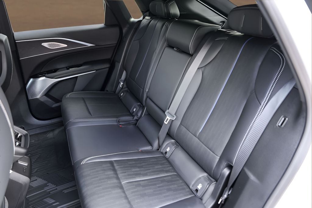 2025 Cadillac LYRIQ Sport