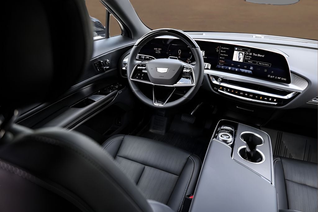 2025 Cadillac LYRIQ Sport