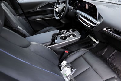 2025 Cadillac LYRIQ Sport