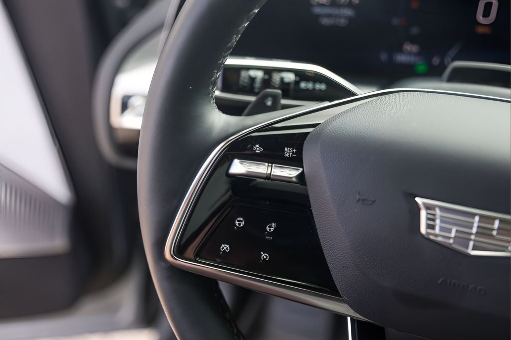 2025 Cadillac LYRIQ Sport