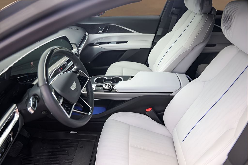 2025 Cadillac LYRIQ Sport