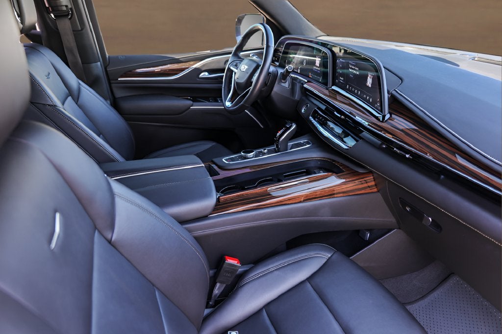2024 Cadillac Escalade Luxury