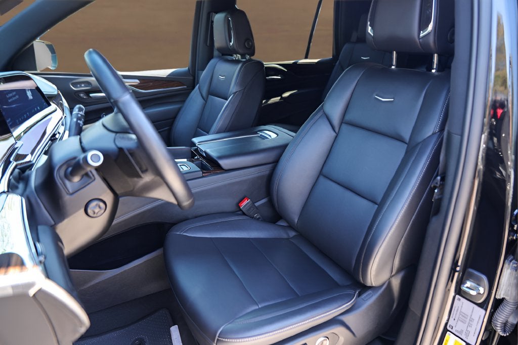 2024 Cadillac Escalade Luxury