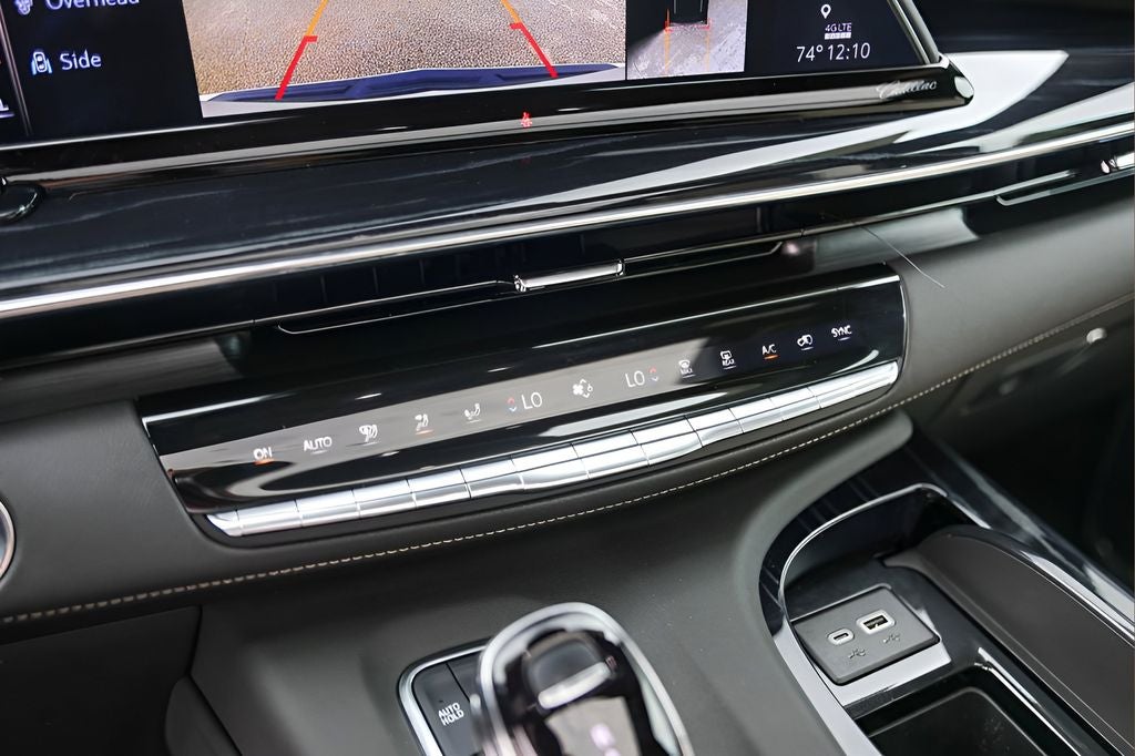 2024 Cadillac Escalade Sport