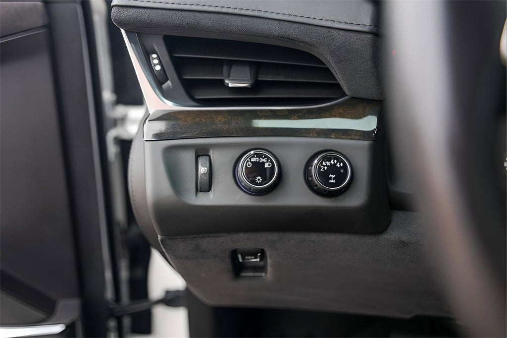 2020 Cadillac Escalade Platinum Edition