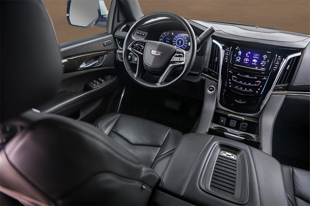 2020 Cadillac Escalade Platinum Edition