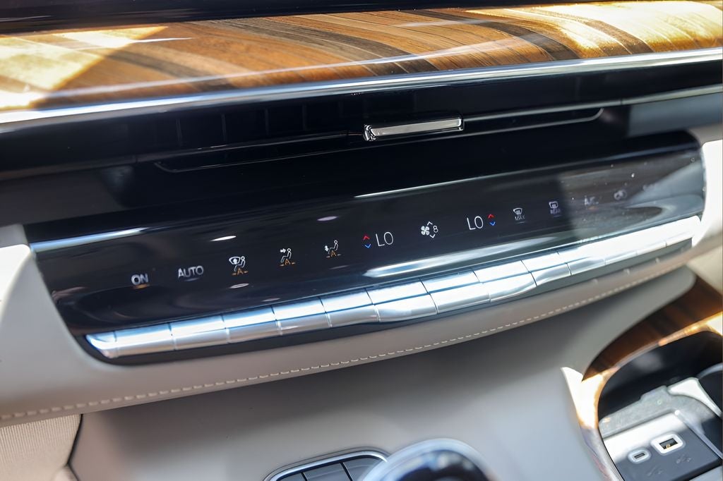 2024 Cadillac Escalade Premium Luxury Platinum