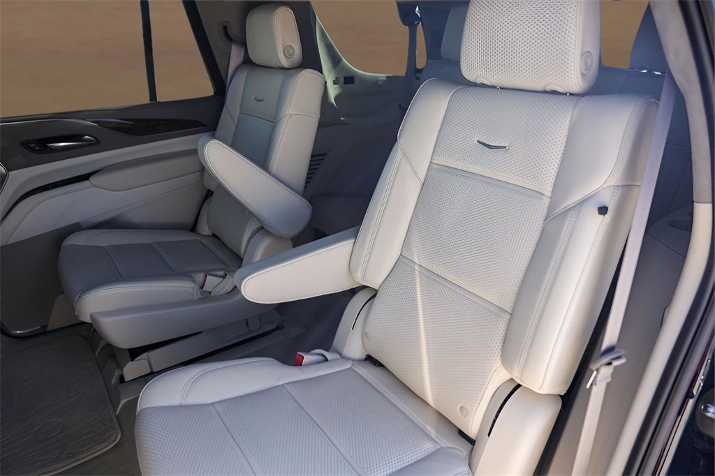 2024 Cadillac Escalade Premium Luxury Platinum