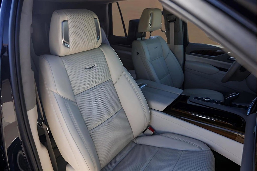 2024 Cadillac Escalade Premium Luxury Platinum