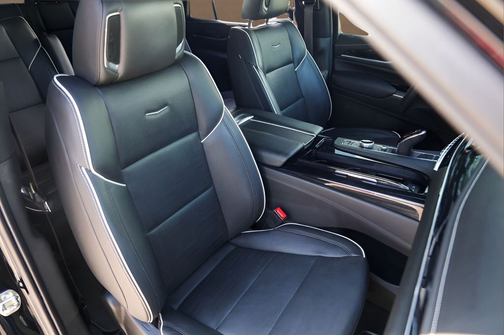2022 Cadillac Escalade Sport